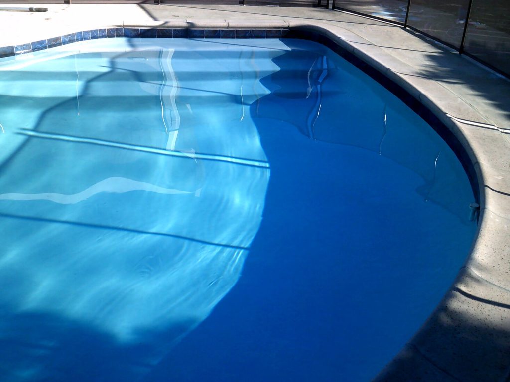 Blue pool finish with entry steps